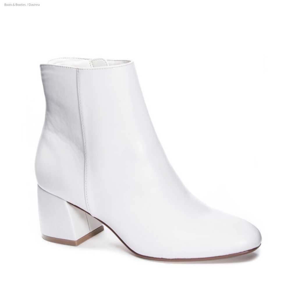 Chinese Laundry DAVINNA BOOTIE size 6